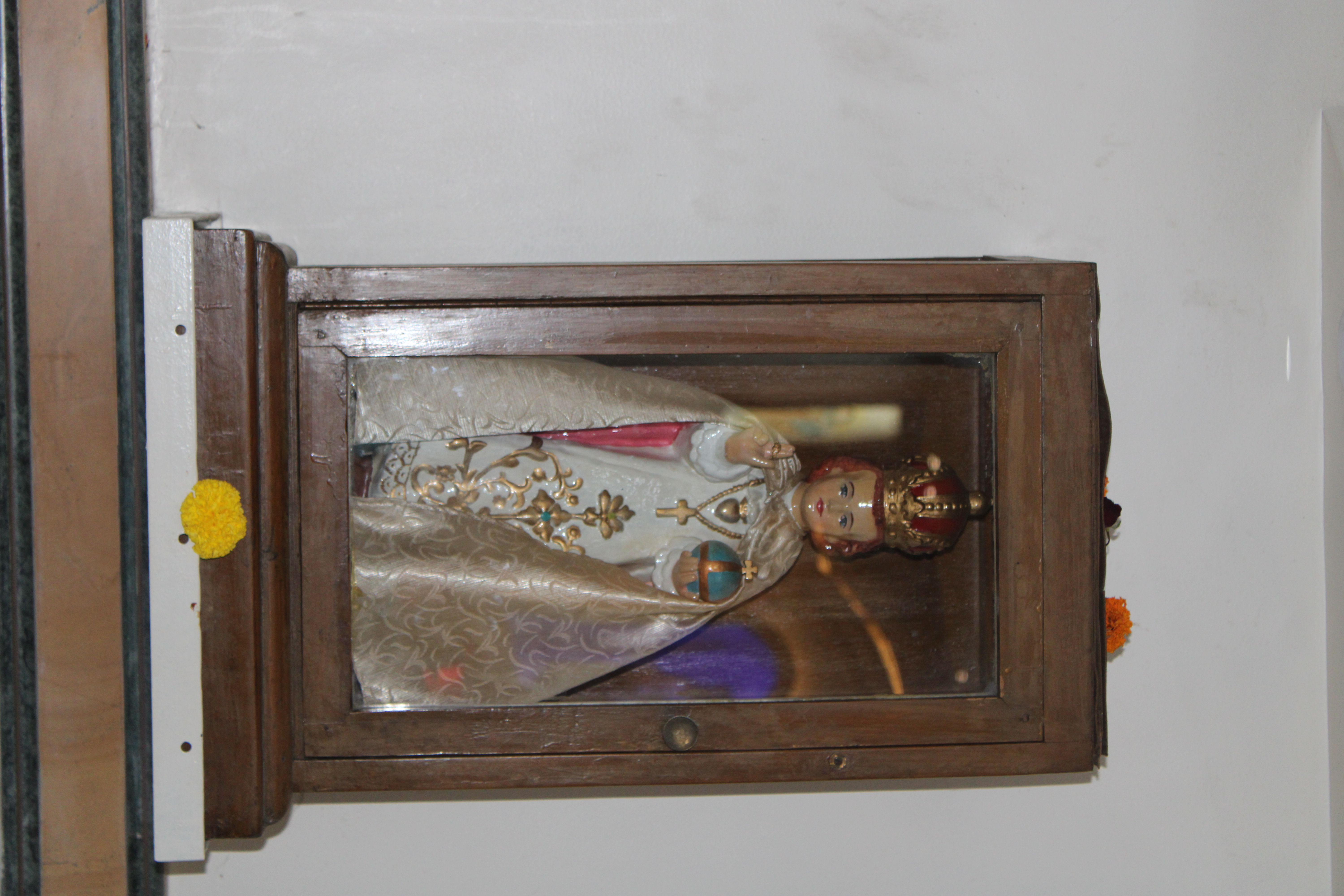 Statue of Infant Jesus